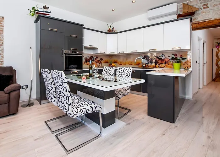 Driocastel Old Town Apartment